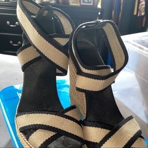 Tory Burch Sandals